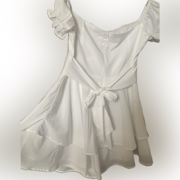 NWOT, Fixmatti Boho Polyester Off Shoulder Chiffon WHITE Shorts ROMPER - Picture 3 of 9